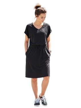32° Cool Black V-Neck Dress Large Drawstring Waist Pockets Casual Lounge